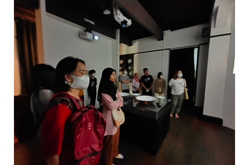 คณะครูและนักเรียนจากโรงเรียนวิทยาศาสตร์จุฬาภรณราชวิทยาลัย สตูล เข้าทัศนศึกษาพิพิธภัณฑ์เรือนโบราณล้านนา มช.