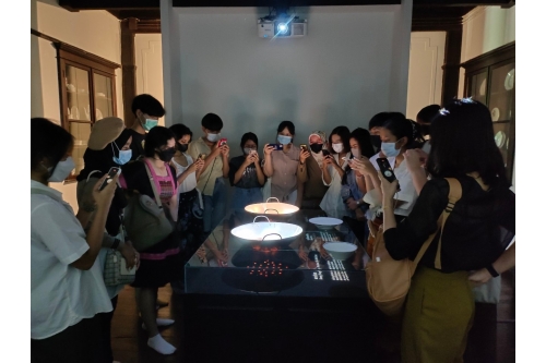 คณะครูและนักเรียนจากโรงเรียนวิทยาศาสตร์จุฬาภรณราชวิทยาลัย สตูล เข้าทัศนศึกษาพิพิธภัณฑ์เรือนโบราณล้านนา มช.