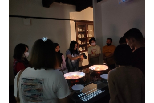 คณะครูและนักเรียนจากโรงเรียนวิทยาศาสตร์จุฬาภรณราชวิทยาลัย สตูล เข้าทัศนศึกษาพิพิธภัณฑ์เรือนโบราณล้านนา มช.