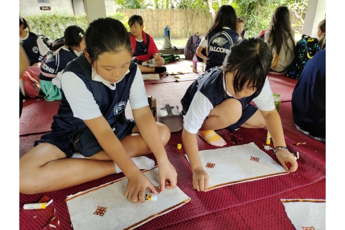 คณะครูและนักเรียนจาก Unity Concord International School เข้าทัศนศึกษาและทำกิจกรรมศิลปวัฒนธรรม ณ พิพิธภัณฑ์เรือนโบราณล้านนา มช.