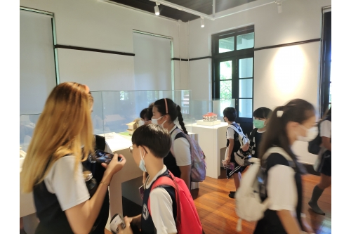 คณะครูและนักเรียนจาก Unity Concord International School เข้าทัศนศึกษาและทำกิจกรรมศิลปวัฒนธรรม ณ พิพิธภัณฑ์เรือนโบราณล้านนา มช.