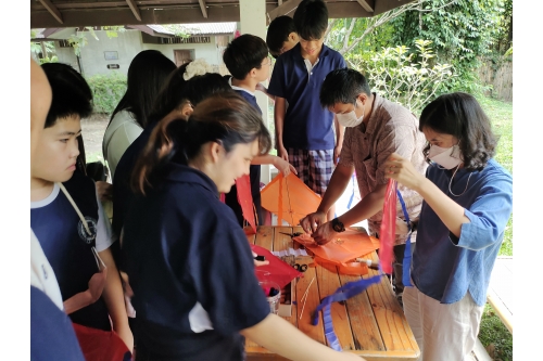 คณะครูและนักเรียนจาก Unity Concord International School เข้าทัศนศึกษาและทำกิจกรรมศิลปวัฒนธรรม ณ พิพิธภัณฑ์เรือนโบราณล้านนา มช.