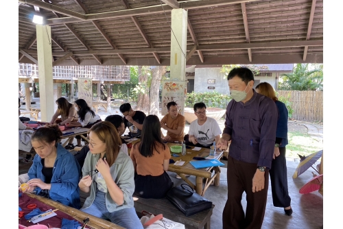 นักศึกษา Nanyang Tecnological University เเละ National University of Singapore เข้าศึกษาข้อมูลด้านศิลปวัฒนธรรม ณ พิพิธภัณฑ์เรือนโบราณล้านนา มช.