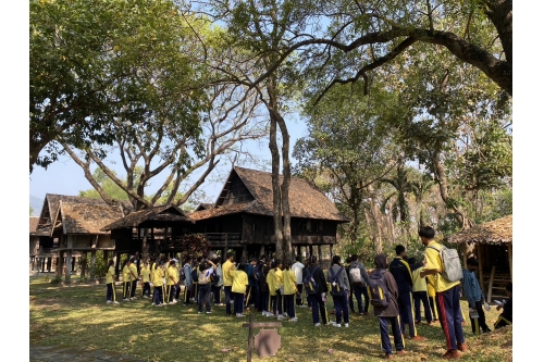 คณะครูและนักเรียนจากโรงเรียนสะเมิงพิทยาคม เข้าทัศนศึกษา ณ พิพิธภัณฑ์เรือนโบราณล้านนา มช.