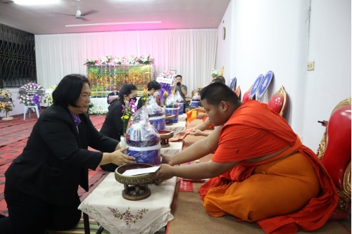 ร่วมเป็นเจ้าภาพในพิธีบำเพ็ญกุศลศพและสวดพระอภิธรรม นางรุจิรา คอทอง อดีตเลขานุการสำนักส่งเสริมศิลปวัฒนธรรมและล้านนาสร้างสรรค์