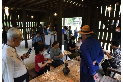 พิพิธภัณฑ์เรือนโบราณล้านนา มช. ให้การต้อนรับคณะกรรมการตรวจประเมินลงพื้นที่ การคัดเลือกรางวัลอุตสาหกรรมท่องเที่ยวไทย The 14th  Thailand Tourism Awards 2023 
