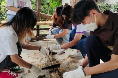 โครงการอบรมเชิงปฏิบัติการด้านสถาปัตยกรรมเรือนพื้นถิ่นล้านนา 