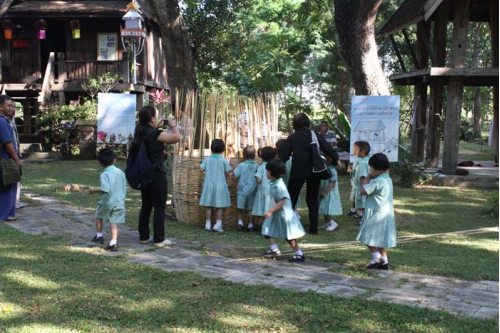 งานแอ่วเฮือนเยือนผญา