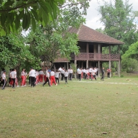 คณะครูและนักเรียนจากโรงเรียนดาราวิทยาลัย เยี่ยมชมพิพิธภัณฑ์เรือนโบราณล้านนา มช.