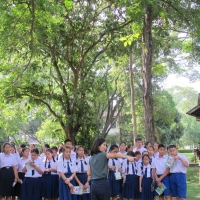 คณะครูและนักเรียนจากโรงเรียนเทพบดินทร์วิทยาเชียงใหม่ เยี่ยมชมพิพิธภัณฑ์เรือนโบราณล้านนา มช.