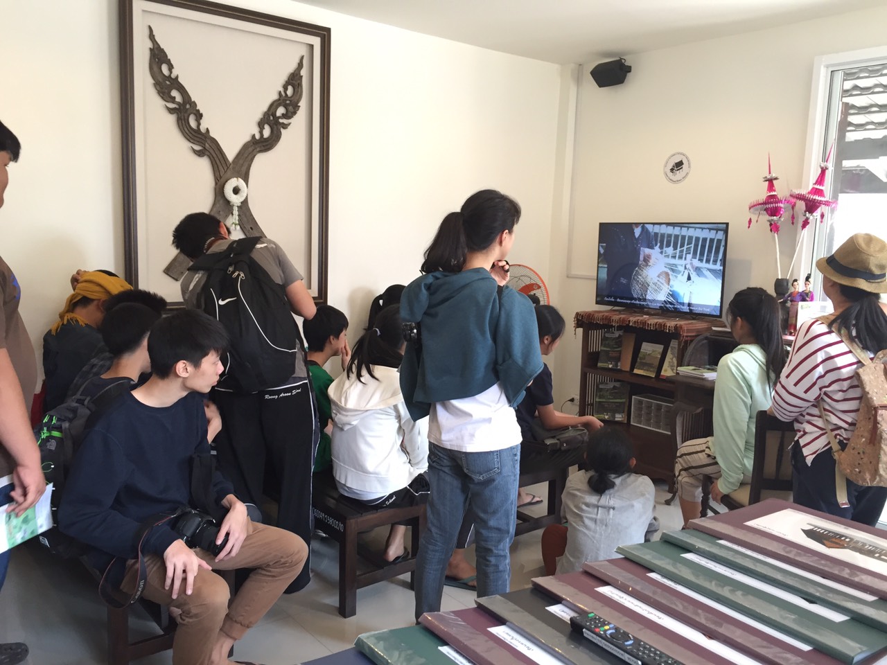 ให้การต้อนรับคณาจารย์และนักเรียนโรงเรียนรุ่งอรุณ